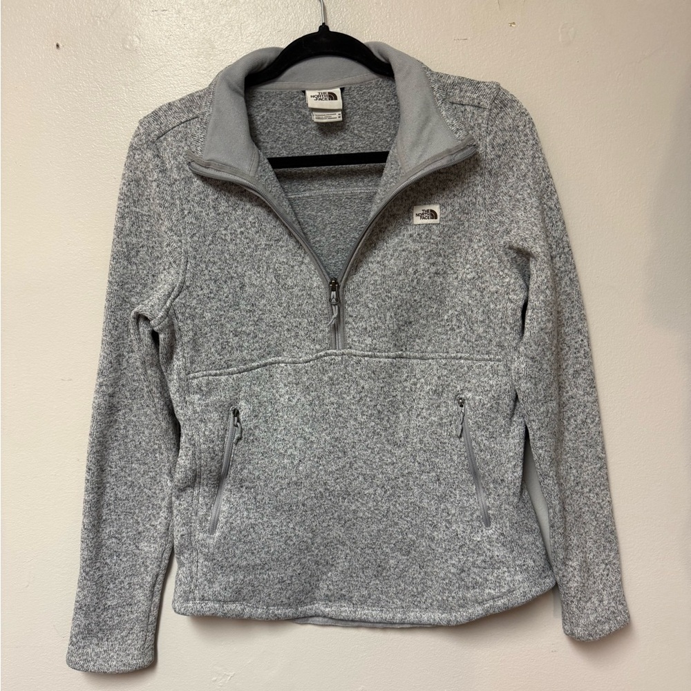 The North Face Women’s Crescent 1/4 zip fleece pullover gray heather size S EUC